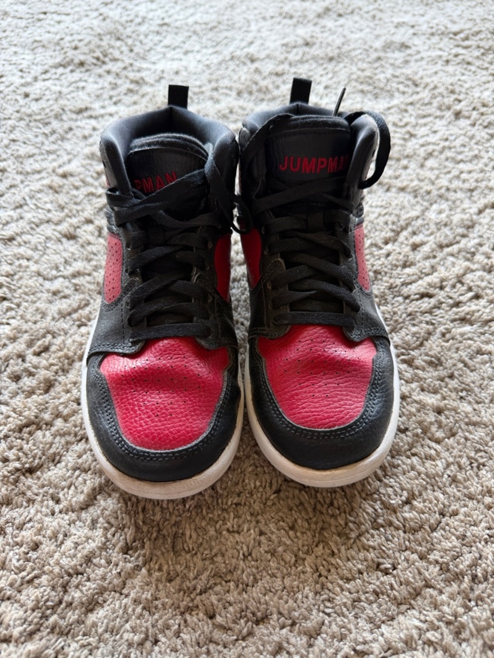 Air Jordan 1  Little Kids Mid-Top Sneakers in Red and Black
